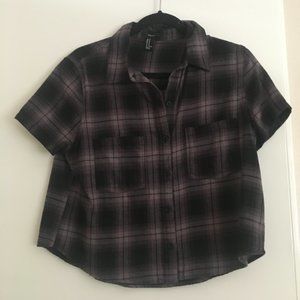 Forever 21 Black Flannel Short Sleeve Crop Top